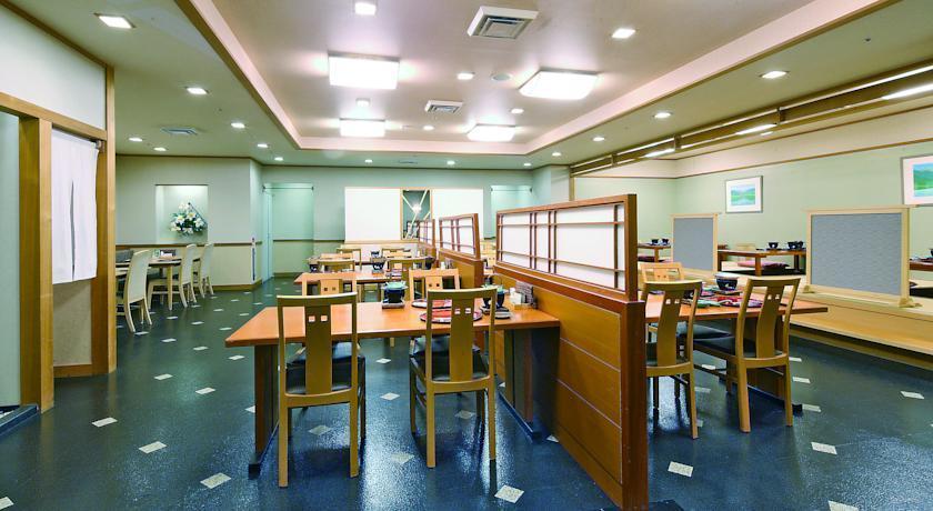 Royal Hotel Yatsugatake -From Apr2024 Grand Mercure Yatsugatake Resort & Spa Hokuto  Extérieur photo