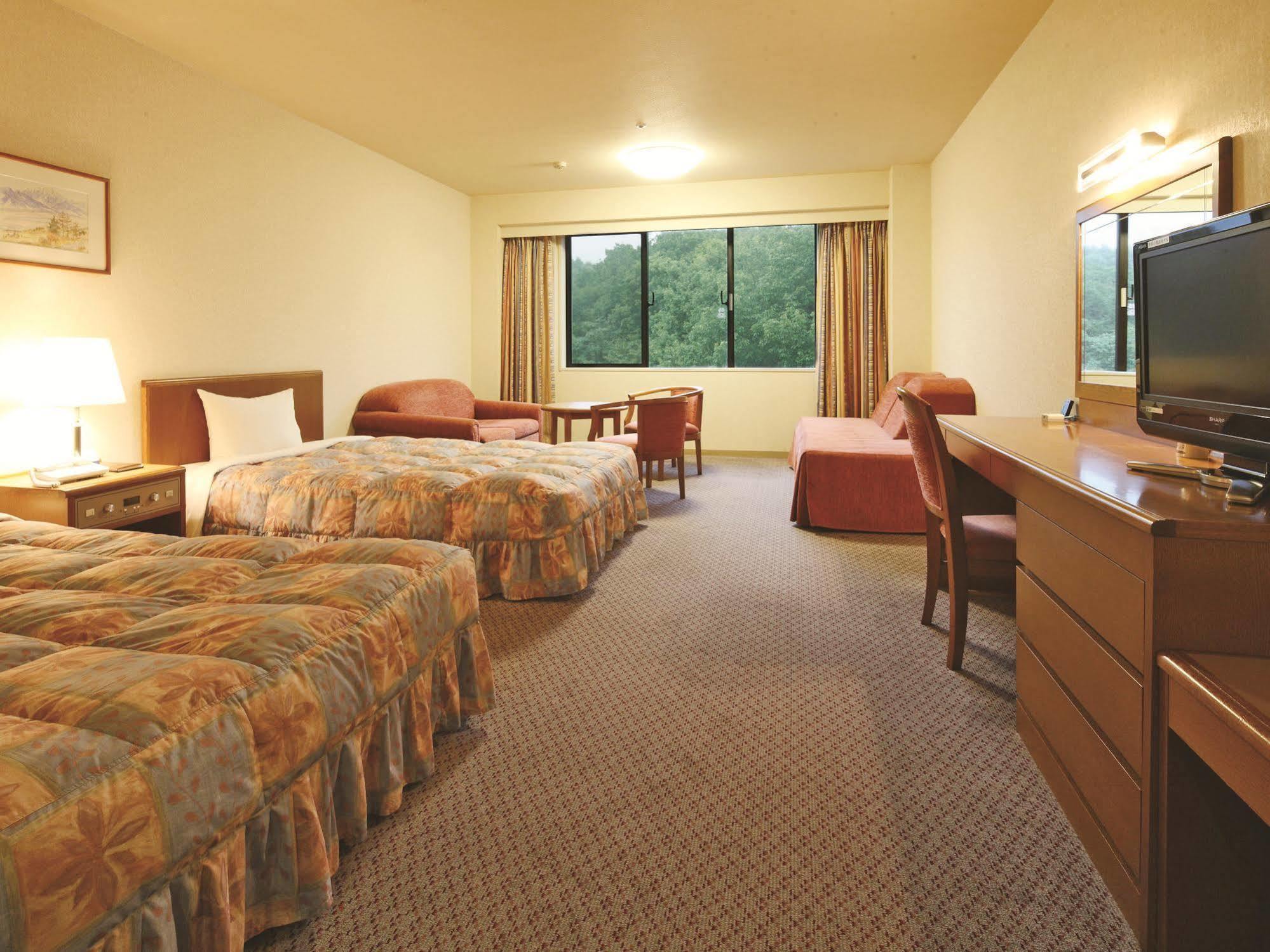 Royal Hotel Yatsugatake -From Apr2024 Grand Mercure Yatsugatake Resort & Spa Hokuto  Extérieur photo