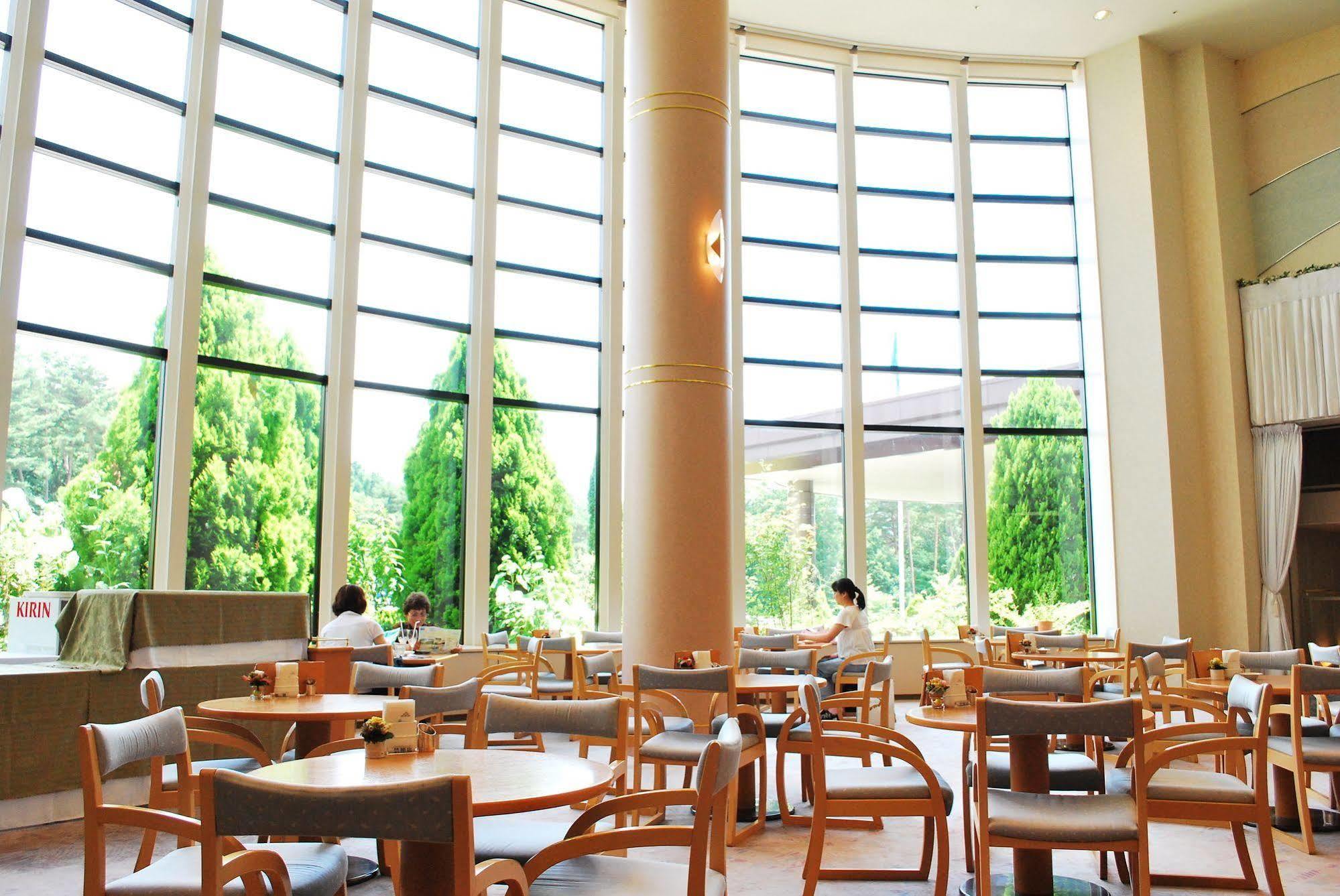 Royal Hotel Yatsugatake -From Apr2024 Grand Mercure Yatsugatake Resort & Spa Hokuto  Extérieur photo